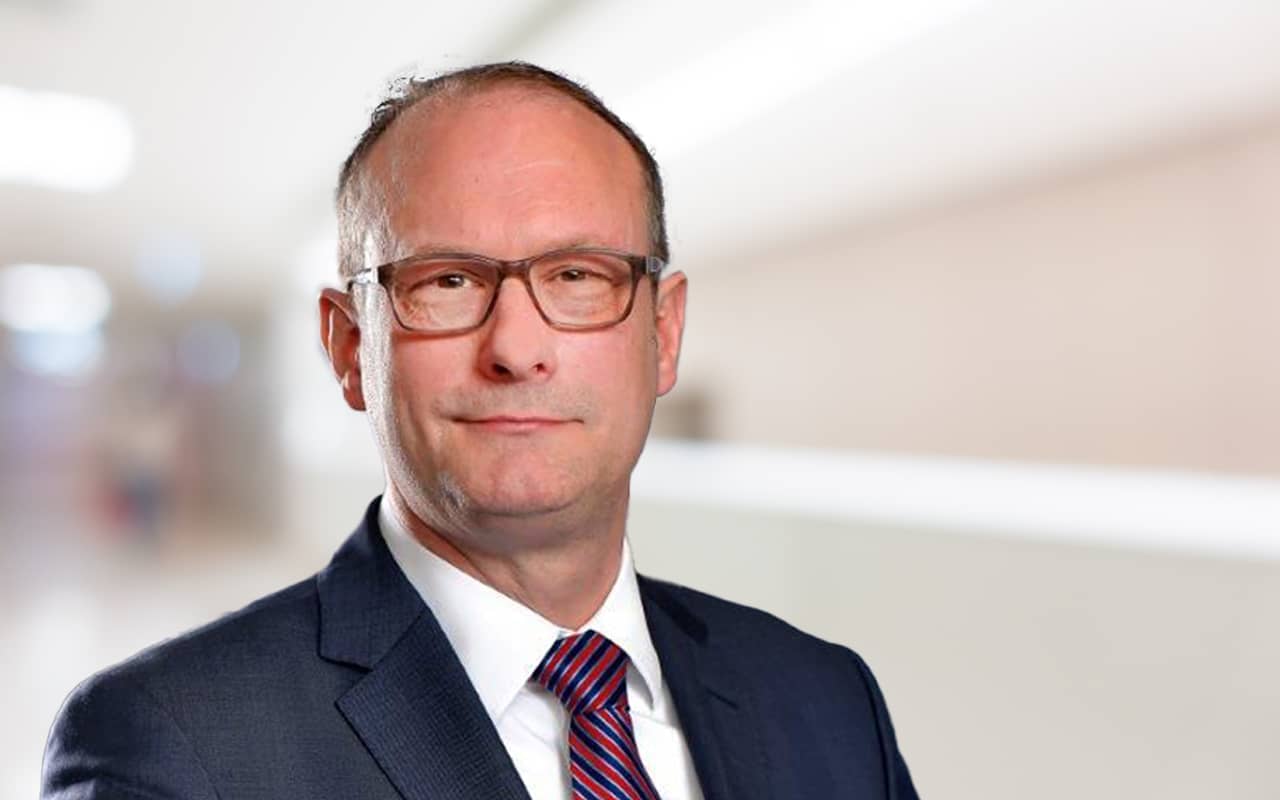 Prof. Dr. med. Volker Harth Direktor Zentralinstitut für Arbeitsmedizin (ZfAM) Vorstand psygesa